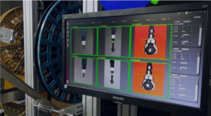 自動組裝產線集成影像檢查
在線監控組裝過程，典型應用有RF Cable、B2B、Type C 、高速背板連接器等；
